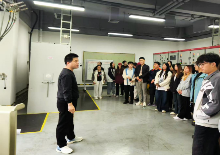 1760513737415241U2HZ.png image.png